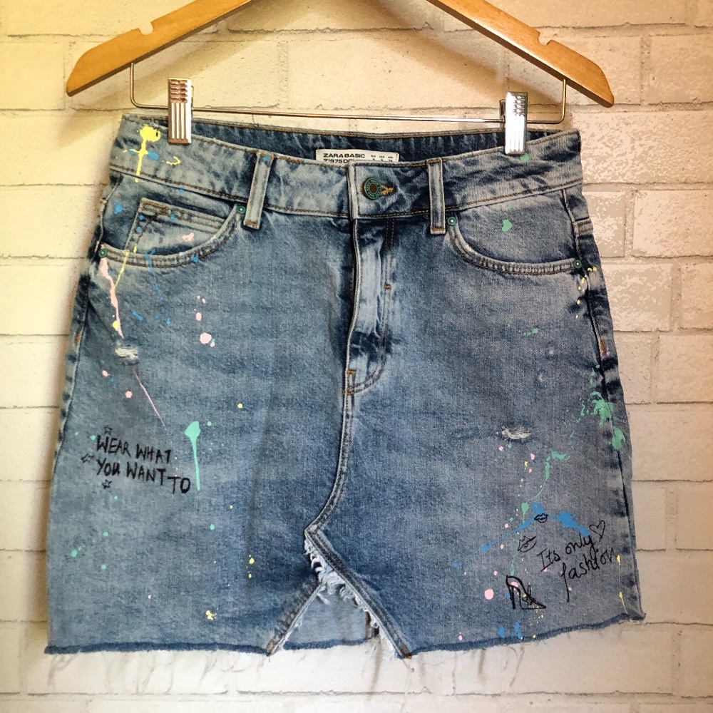 Zara Paint Splattered Denim Skirt with Front Slit - Size Small